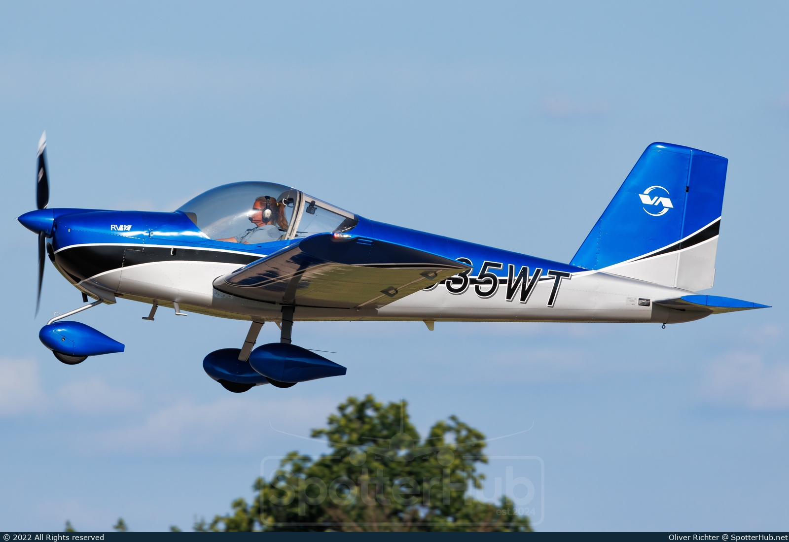 Photo of N935WT - Vans RV-12 operated by Spirit of Meriden Flight Club