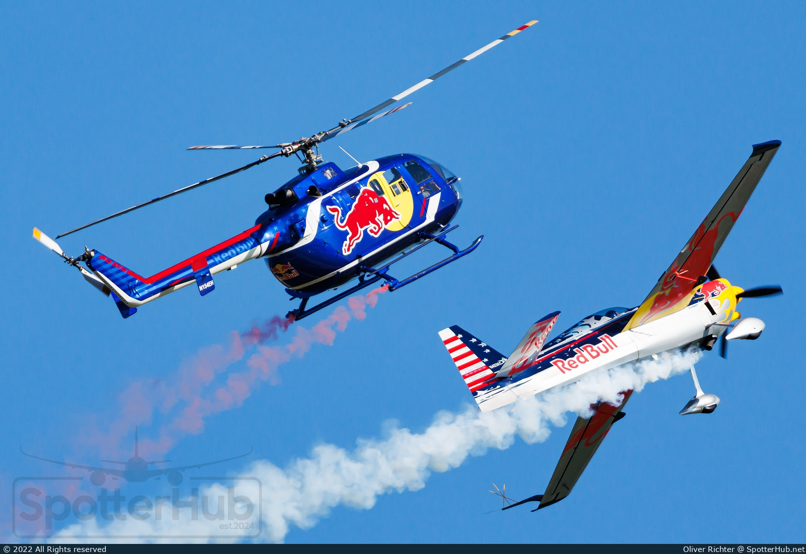 Photo of N423KC - Zivko Edge 540 operated by Kirby Chambliss Air Racing