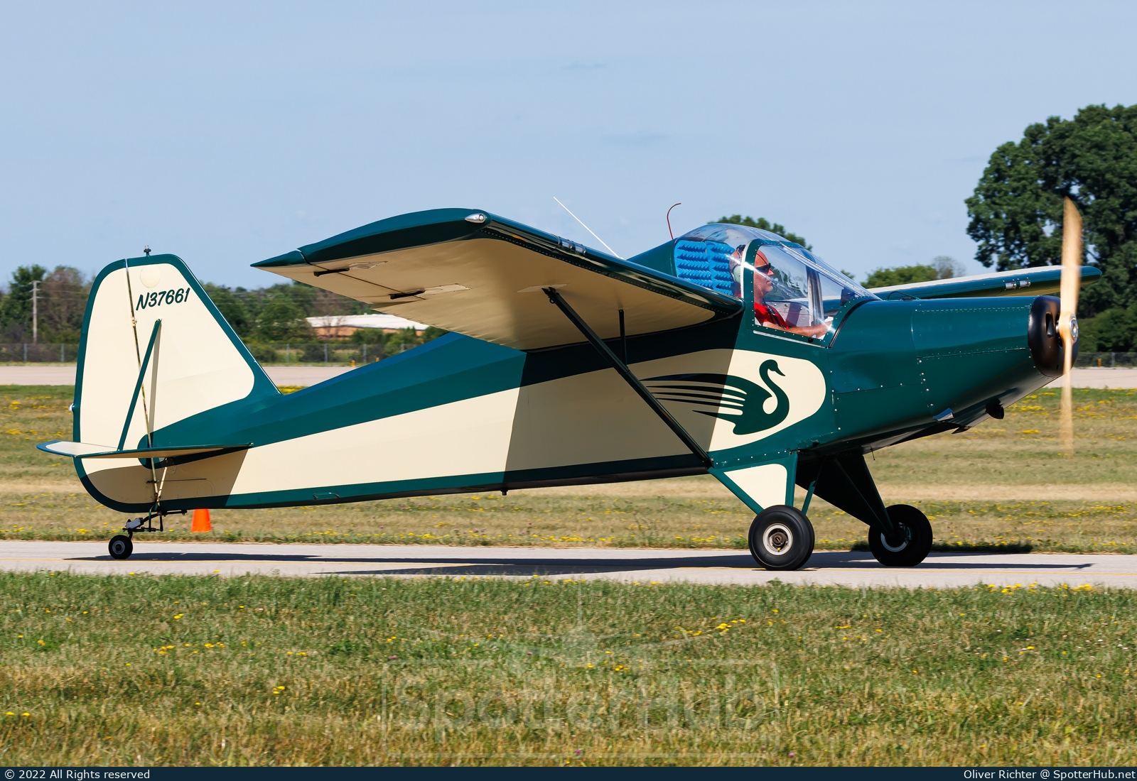 Photo of N37661 - Viking SF-2A Cygnet operated by Private
