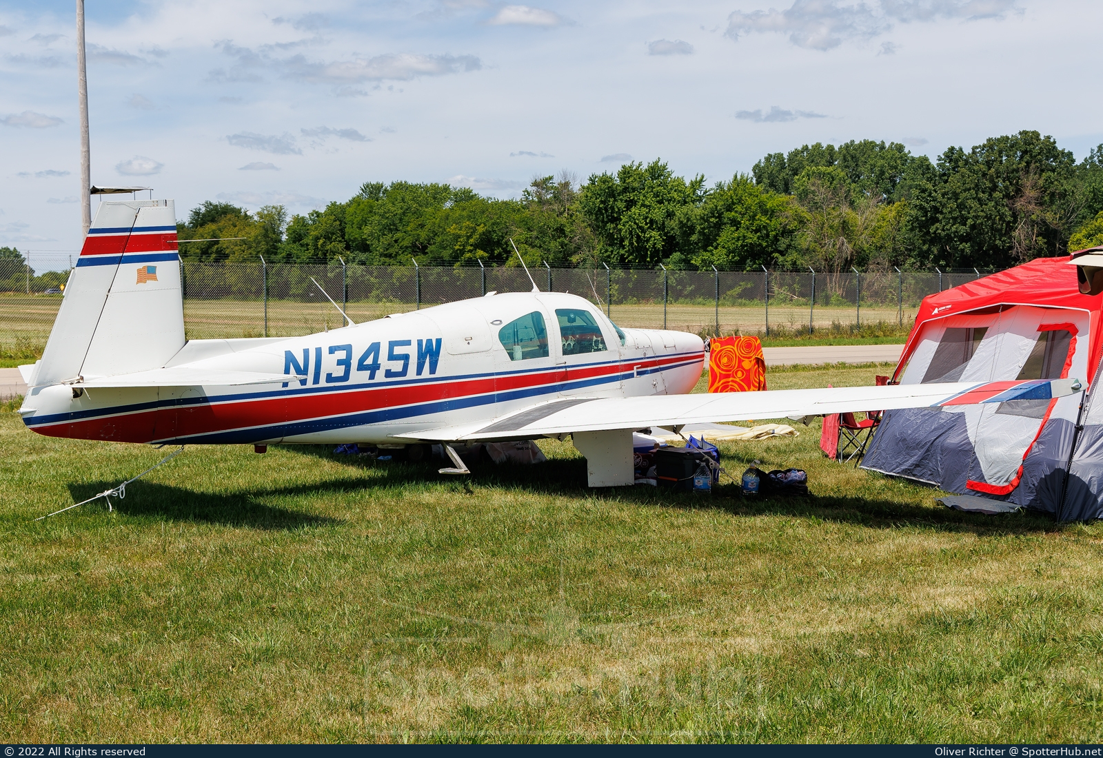 Photo of N1345W - Mooney M20C Mark 21 operated by Private