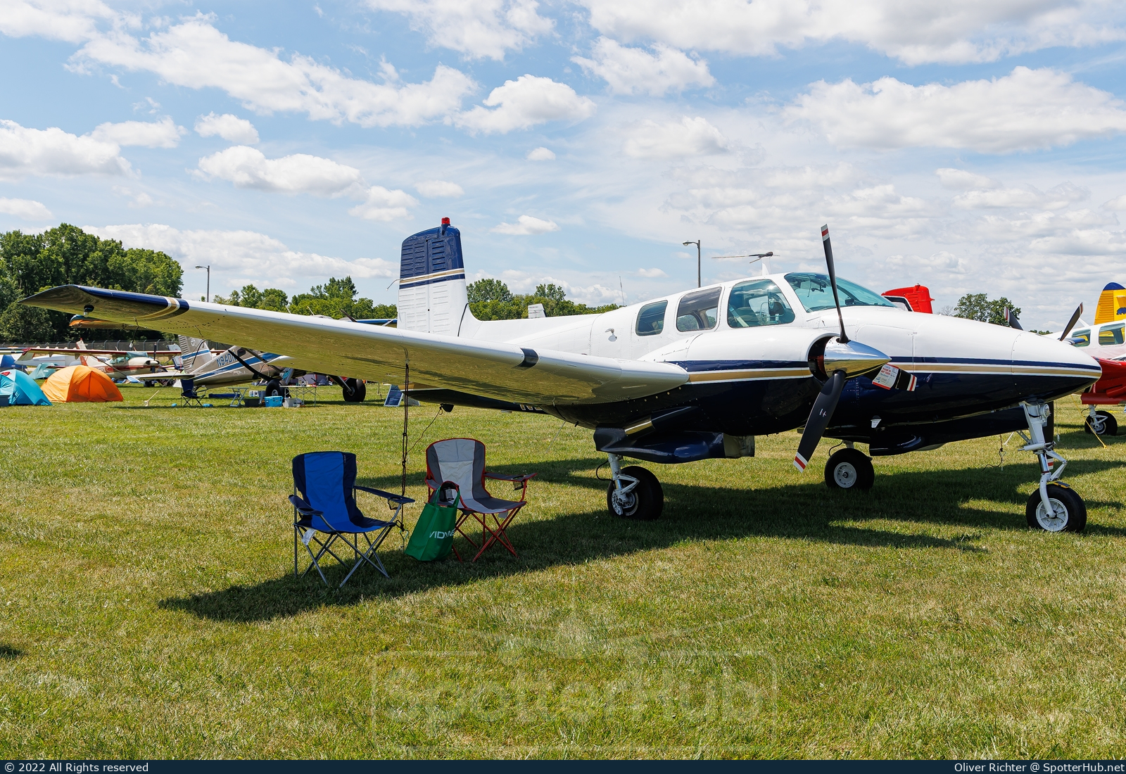 Photo of N811AC - Beechcraft D50C Twin Bonanza operated by Private