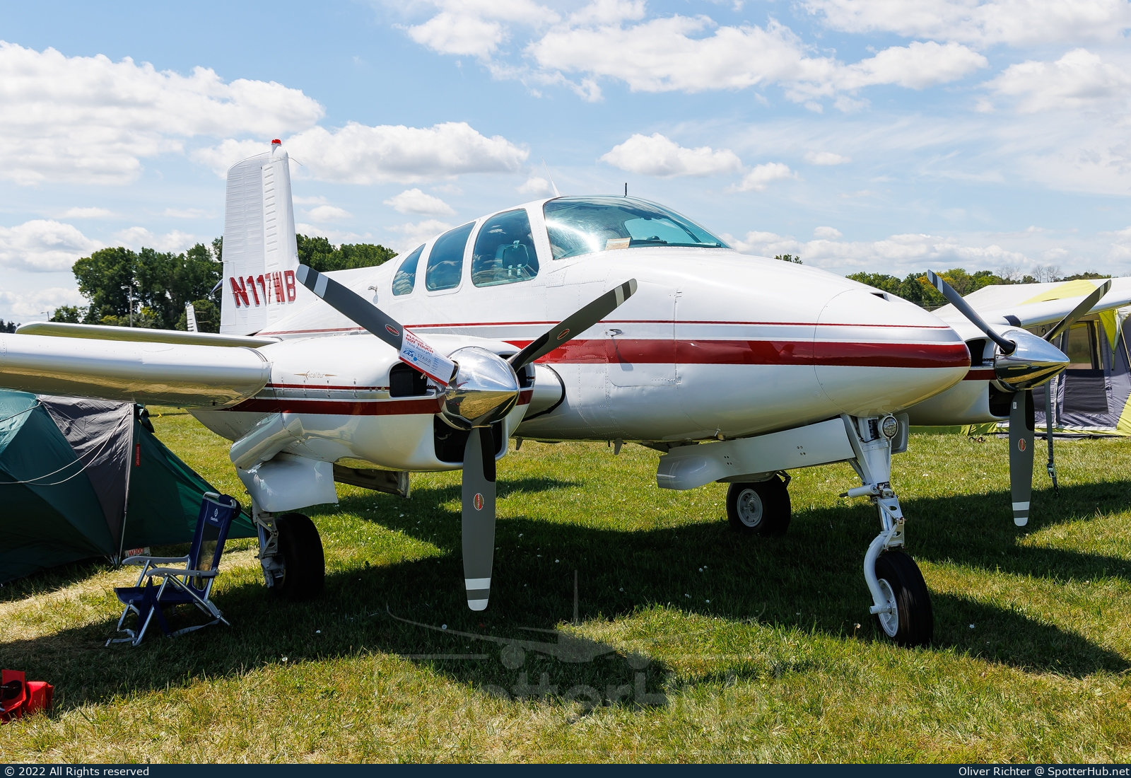 Photo of N117WB - Beechcraft D50C Twin Bonanza operated by Private