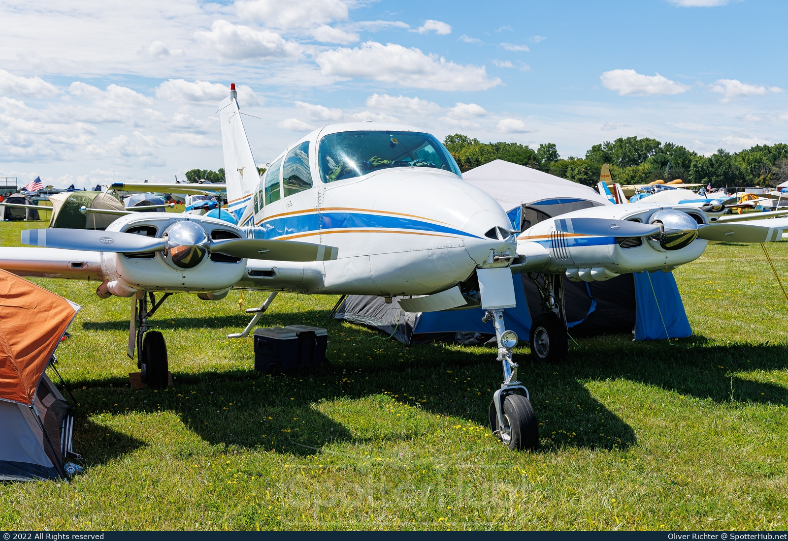 Photo of N5746X - Cessna 320 Skyknight operated by Private