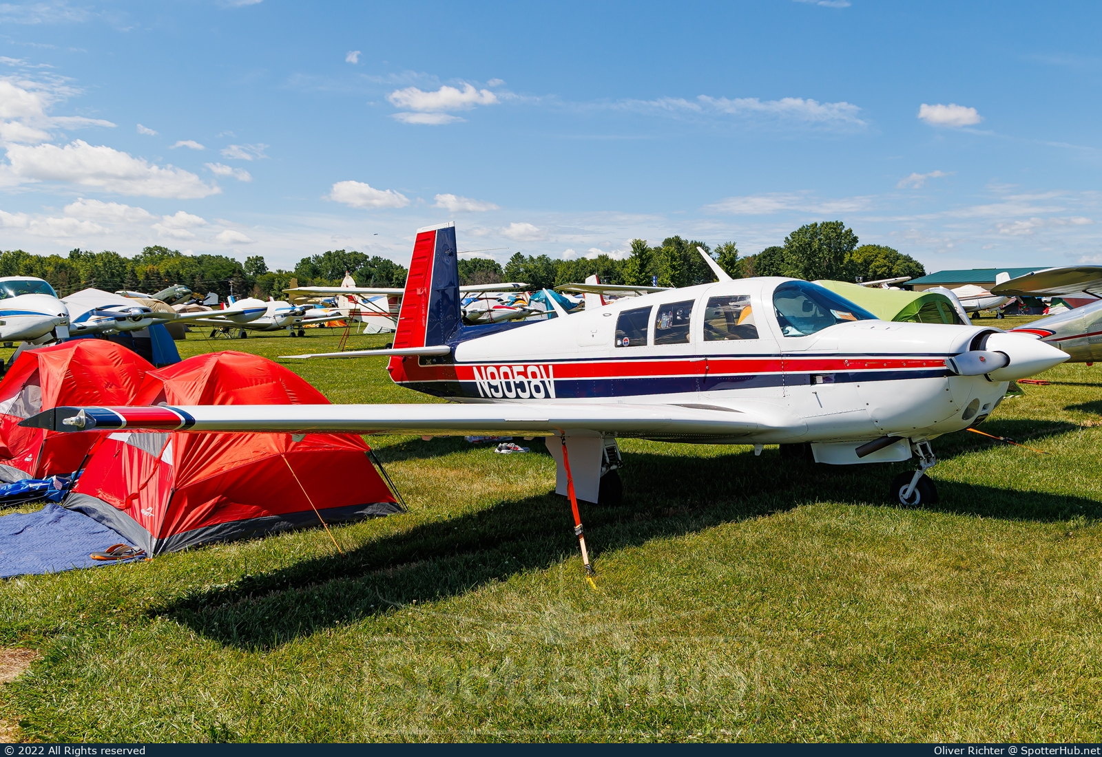 Photo of N9058V - Mooney M20F Executive 21 operated by Private