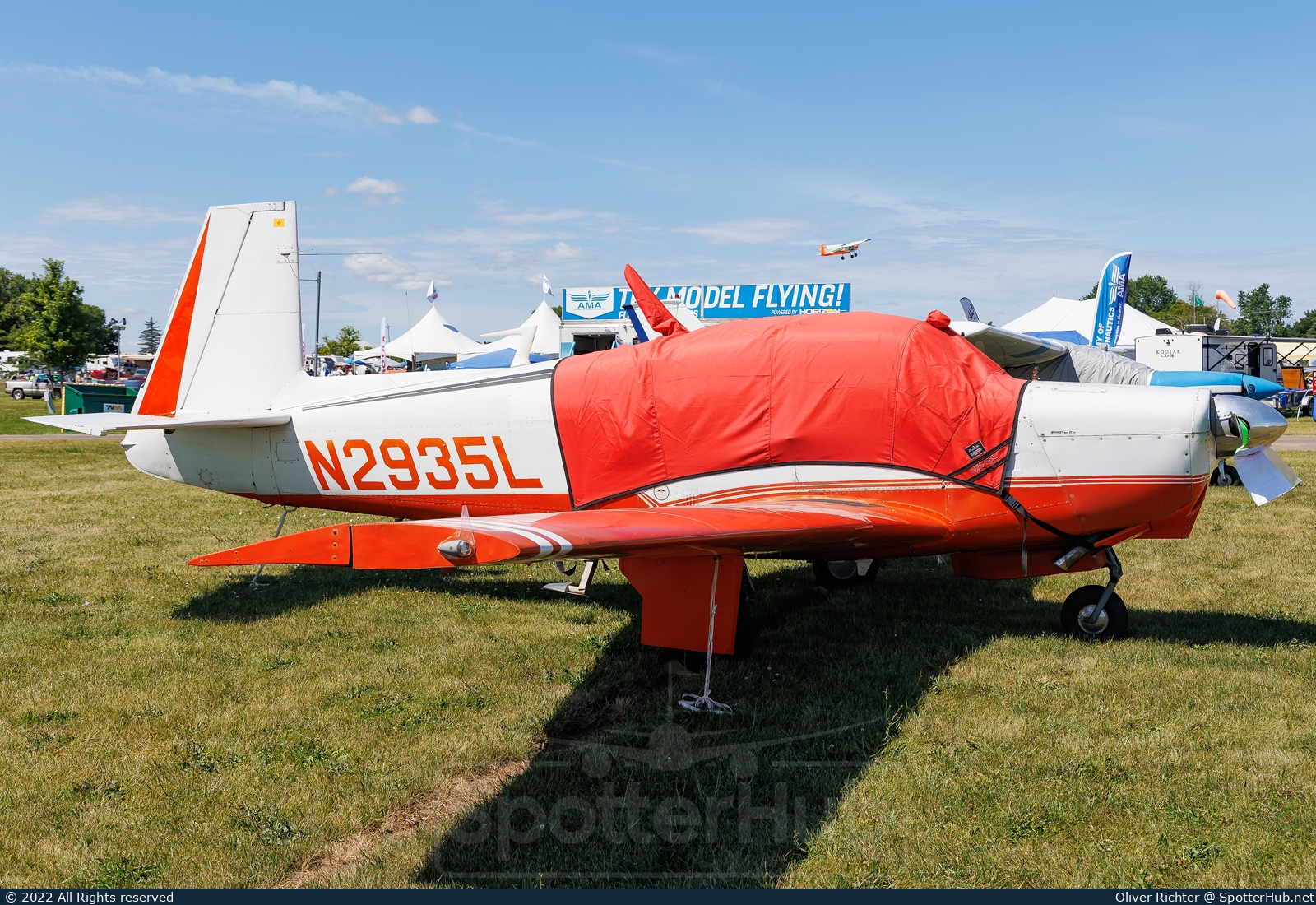 Photo of N2935L - Mooney M20C Mark 21 operated by Private