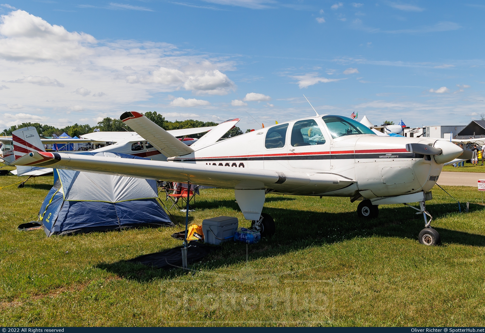 Photo of N3320C - Beechcraft E35 Bonanza operated by Private