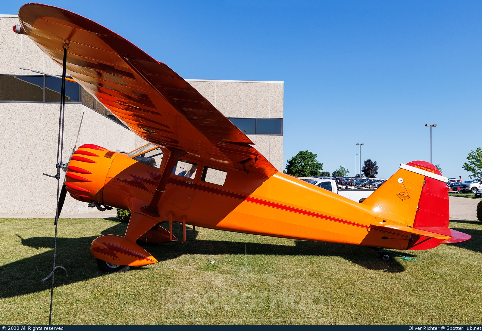 Photo of N17124 - Stinson Reliant SR-8E operated by EAA Experimental Aircraft Association