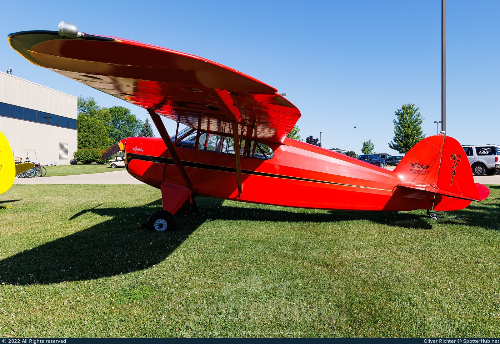 Photo of NC24116 - Funk B-75-L operated by EAA Experimental Aircraft Association