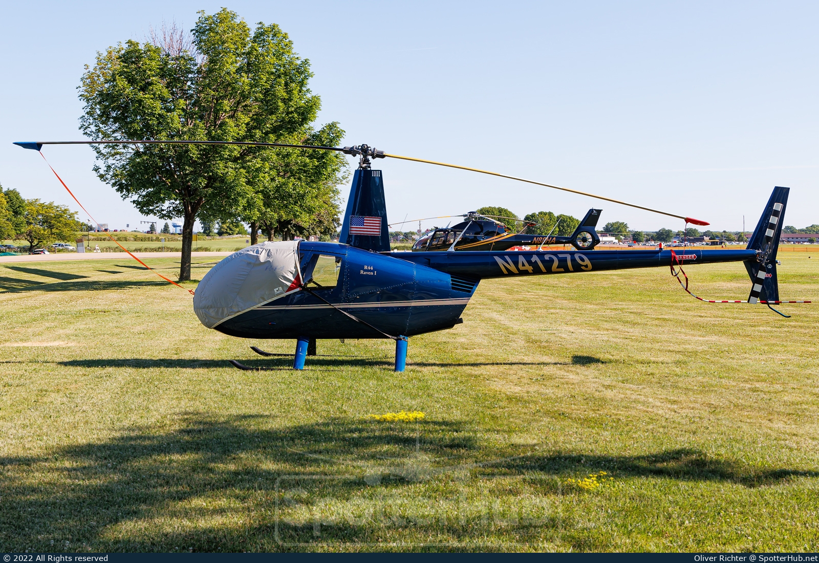 Photo of N41279 - Robinson R44 Raven operated by Private