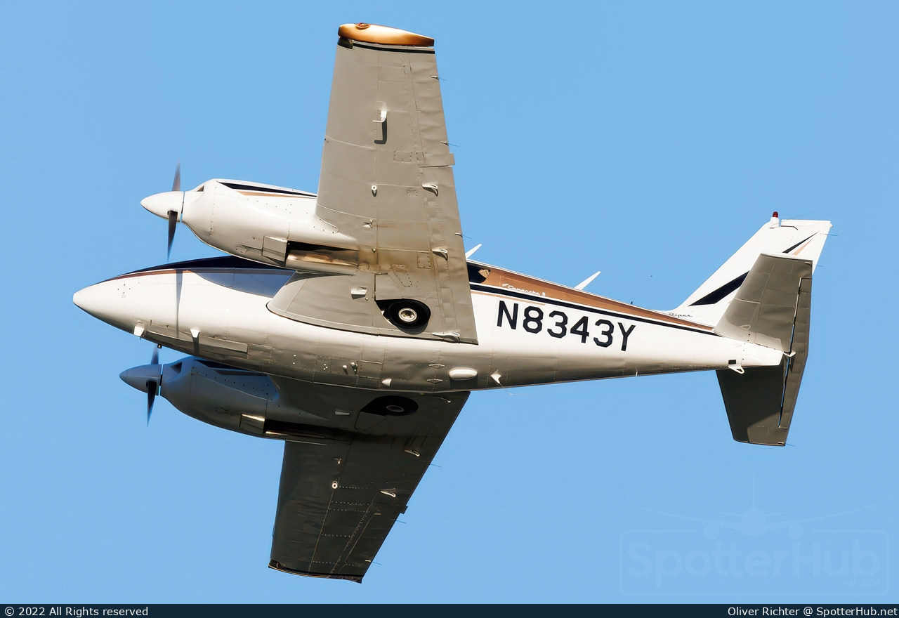 Photo of N8343Y - Piper PA-30-160 Twin Comanche B operated by Private