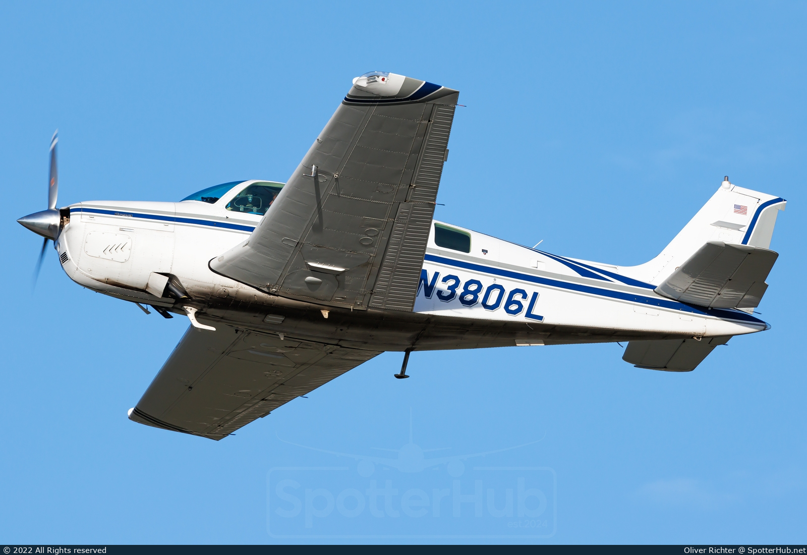 Photo of N3806L - Beechcraft A36 Bonanza operated by Private