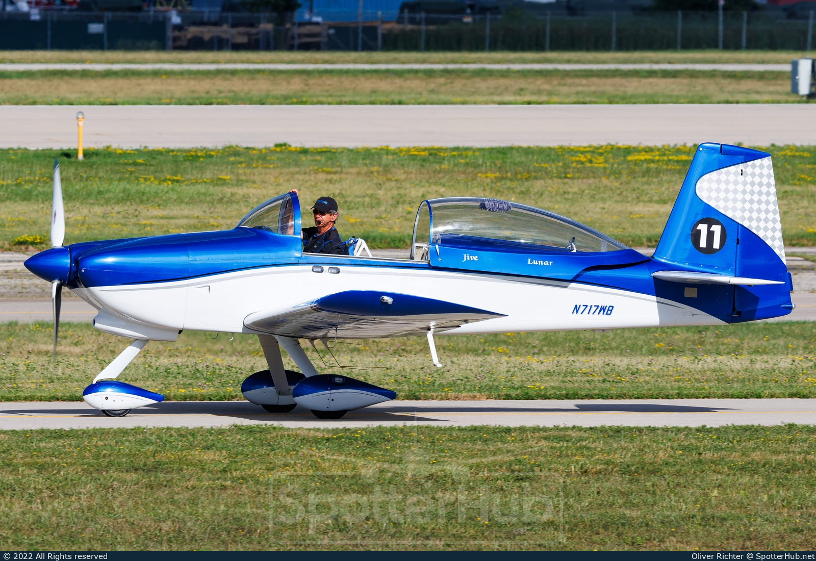 Photo of N717WB - Vans RV-8A operated by Private