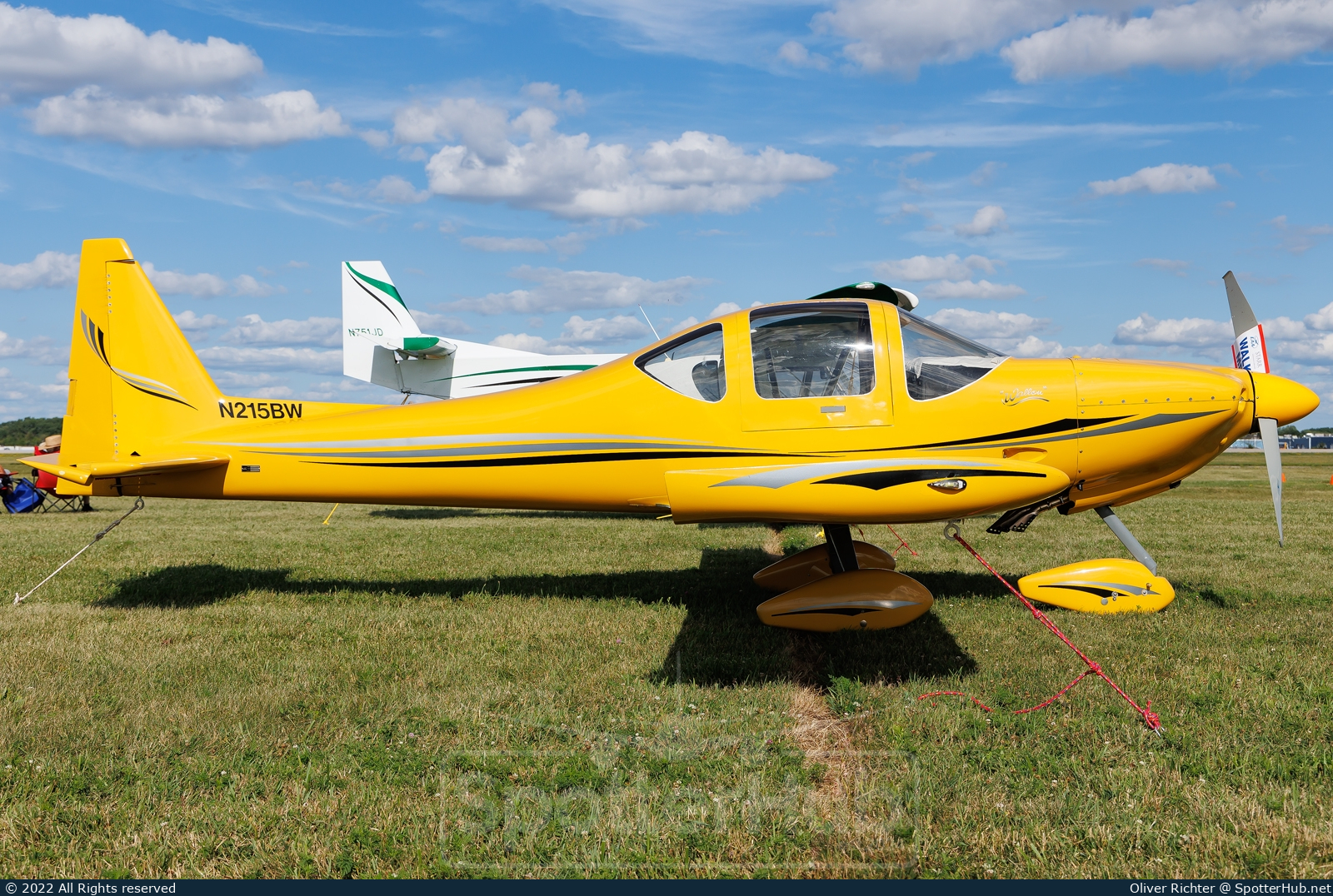 Photo of N215BW - Tri-R KIS TR-2 Cruiser operated by Private