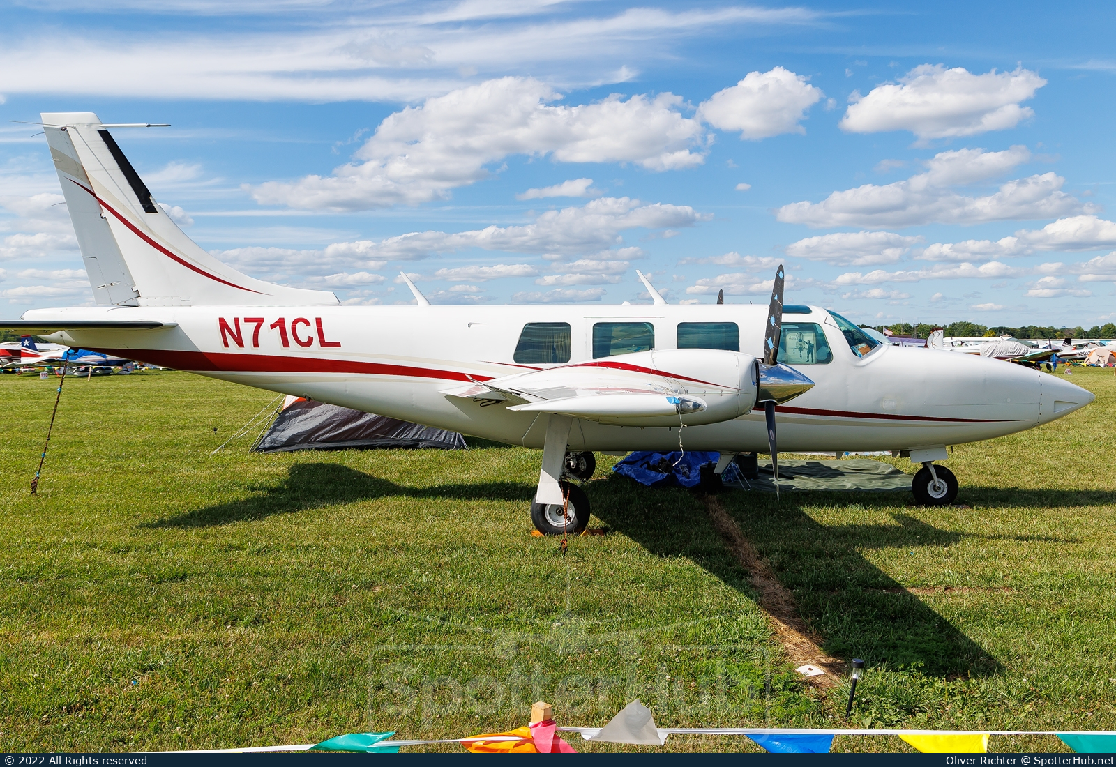 Photo of N71CL - Piper PA-60-600 Aerostar operated by Private
