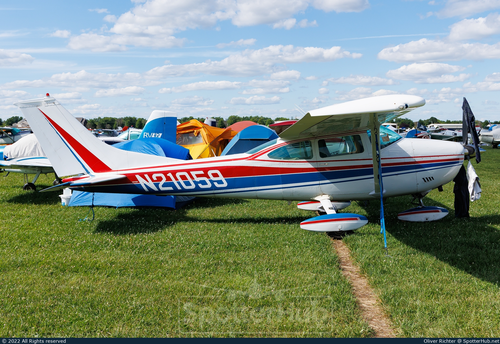 Photo of N21059 - Cessna 182P Skylane operated by Private