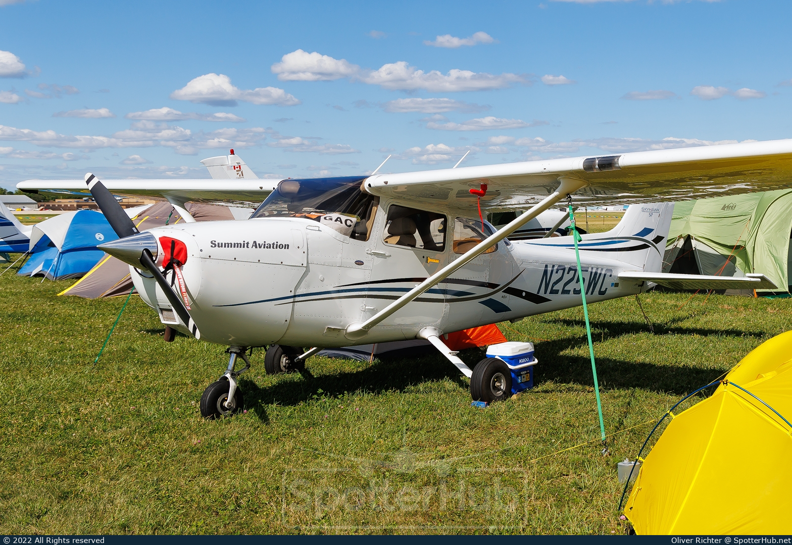 Photo of N225WC - Cessna 172S Skyhawk SP operated by Summit Aviation
