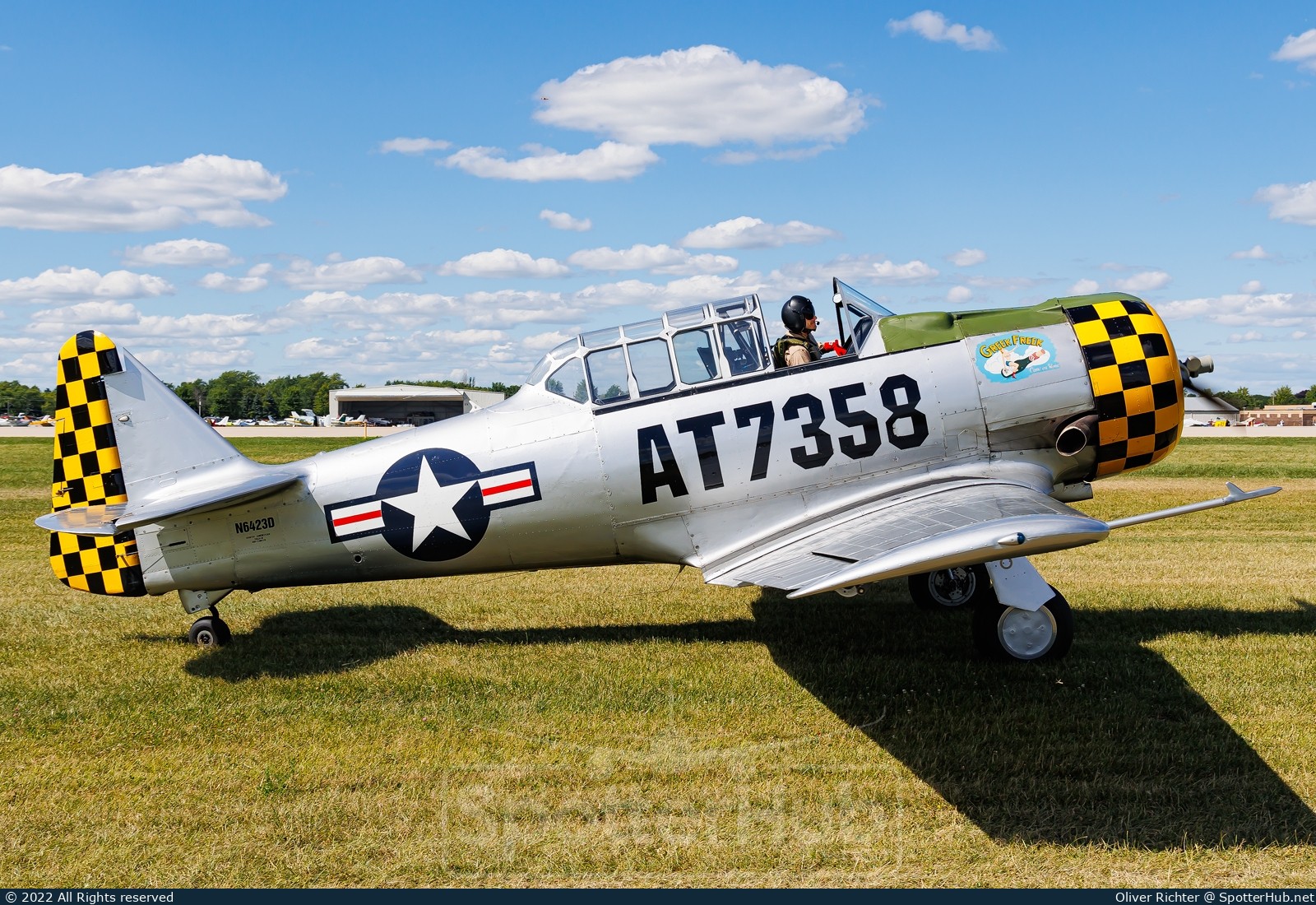 Photo of N6423D - North American SNJ-4 Texan operated by Tennessee Flying Machines