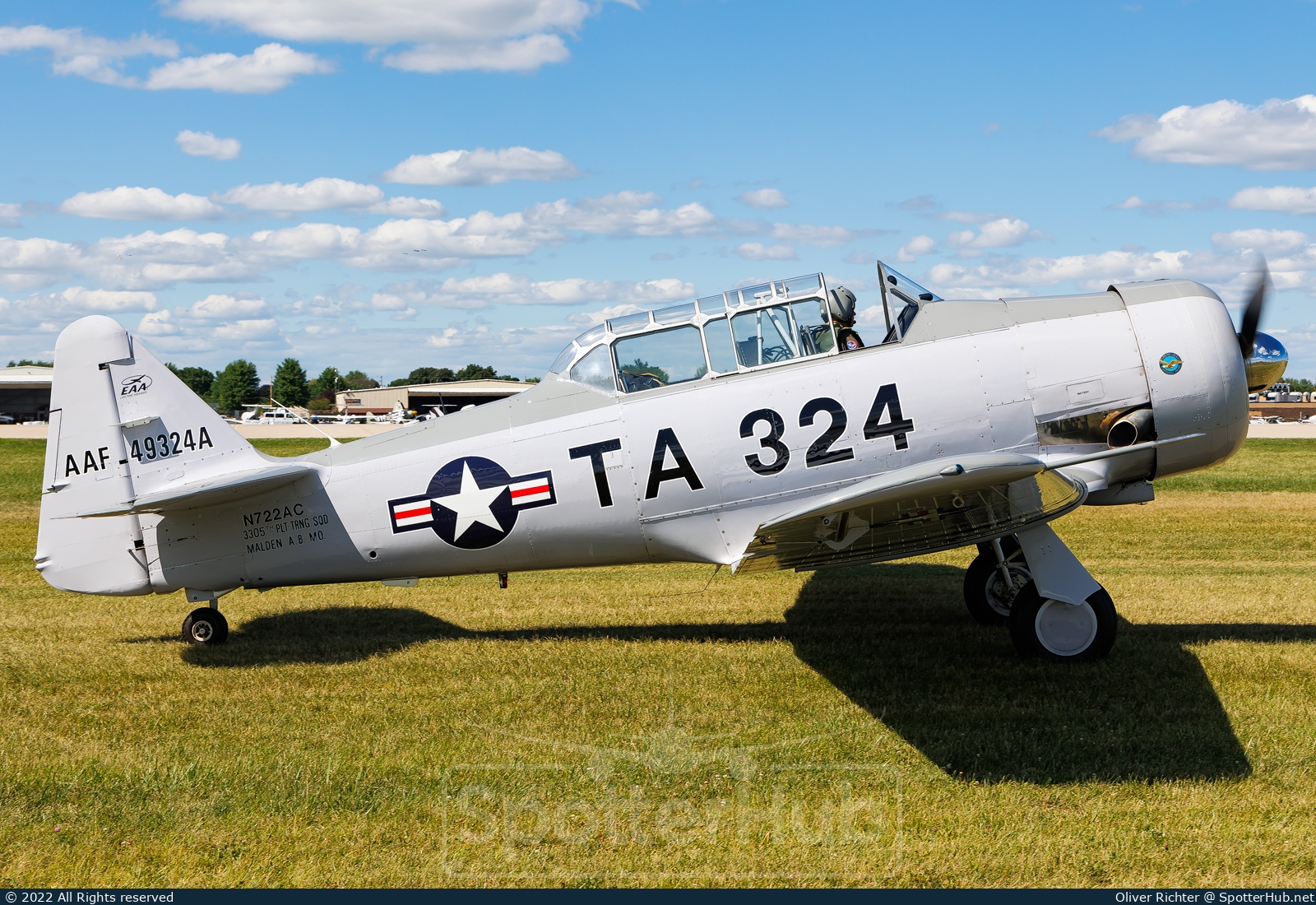 Photo of N722AC - North American T-6G Texan operated by Private