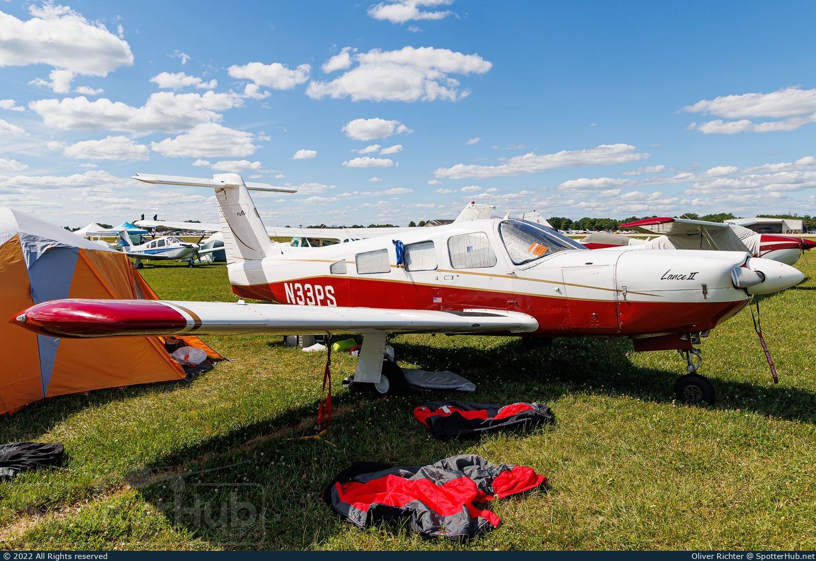 Photo of N33PS - Piper PA-32RT-300 Lance II operated by Private