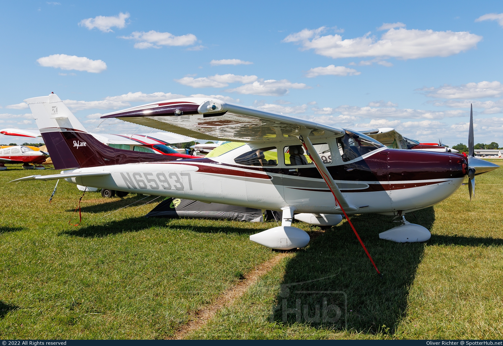 Photo of N65937 - Cessna 182T Skylane operated by Private