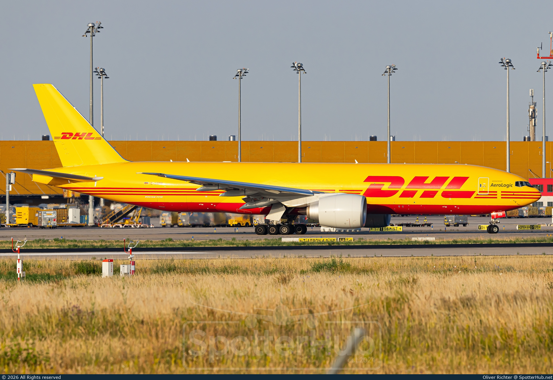 Photo of D-AERB - Boeing 777-F operated by AeroLogic