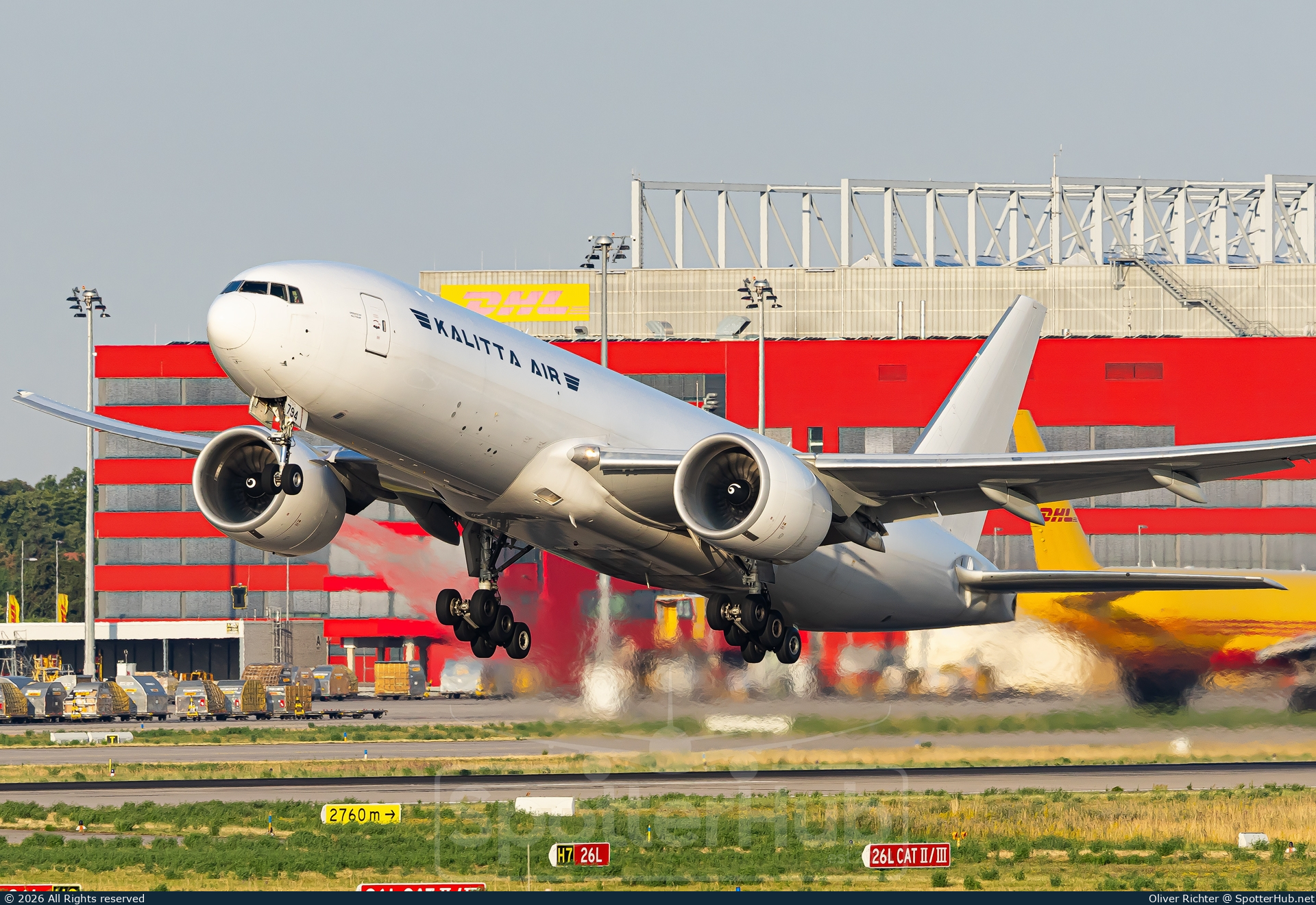 Photo of N794CK - Boeing 777-F1H operated by Kalitta Air