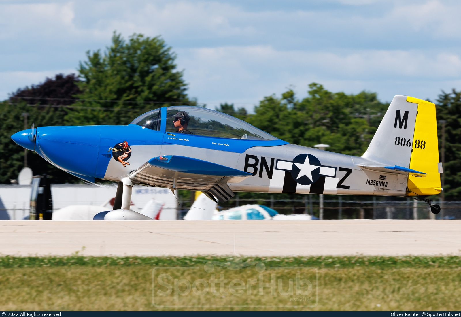 Photo of N256MM - Vans RV-8 operated by Private
