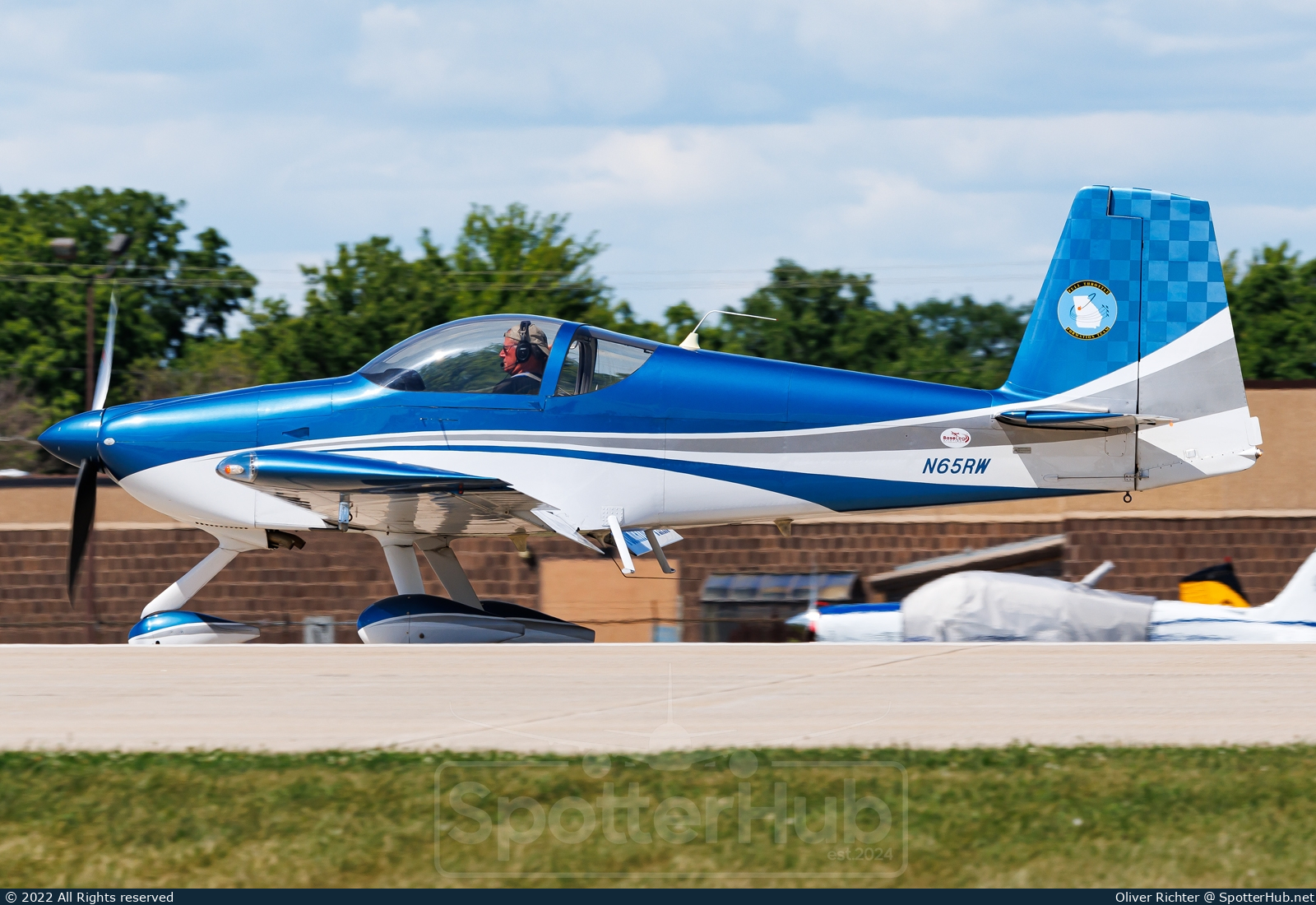 Photo of N65RW - Vans RV-7A operated by Full Throttle Formation Team