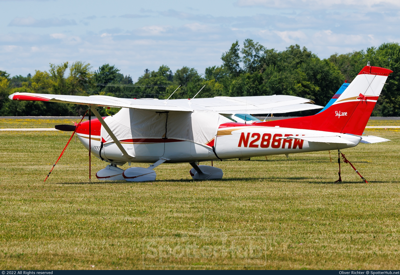 Photo of N288RW - Cessna 182Q Skylane operated by Private