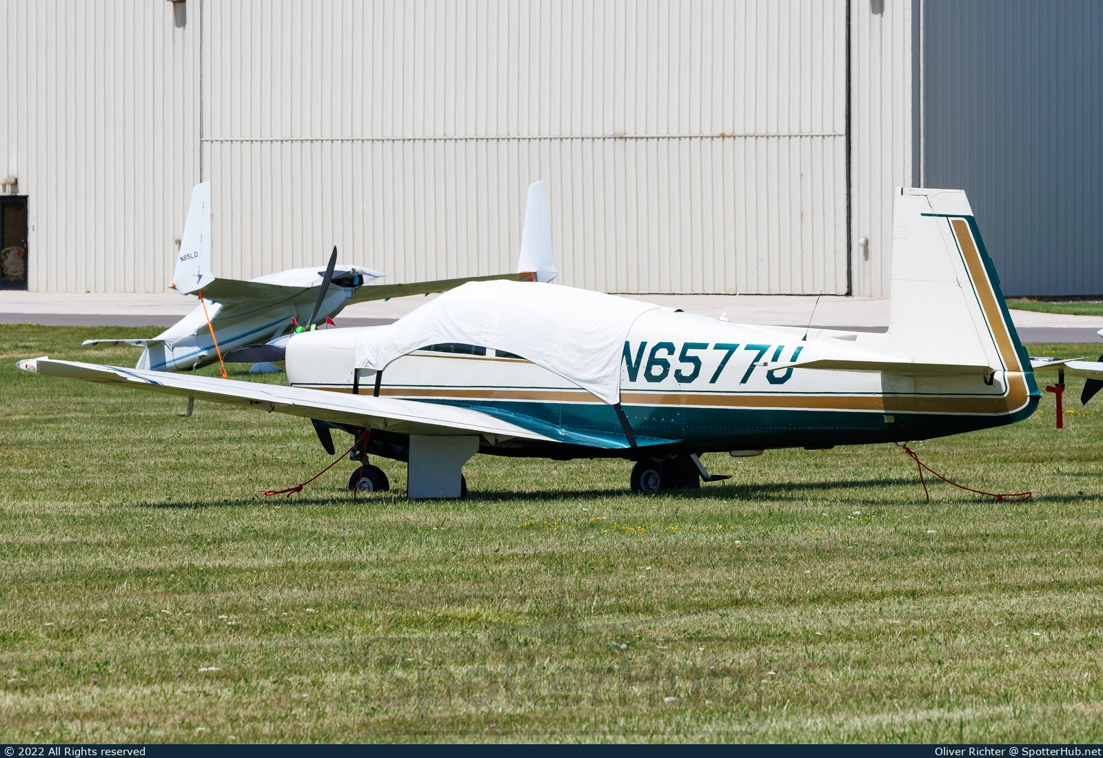 Photo of N6577U - Mooney M20C Mark 21 operated by Private