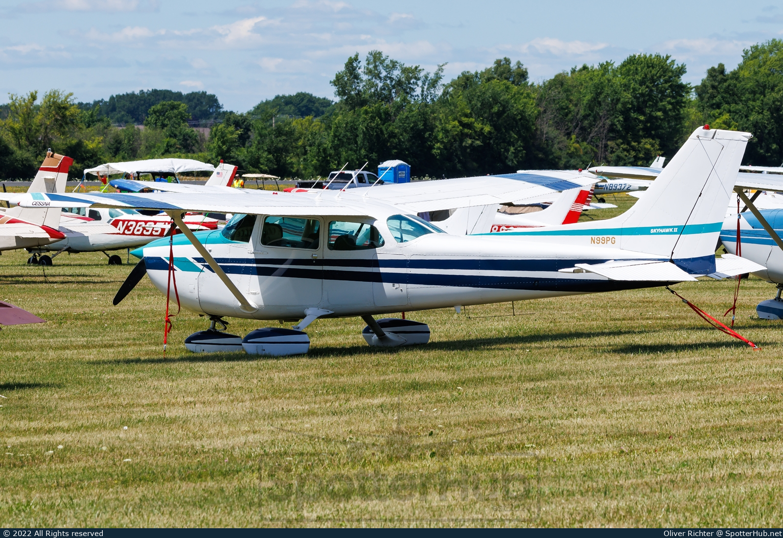 Photo of N99PG - Cessna 172N Skyhawk II operated by Private