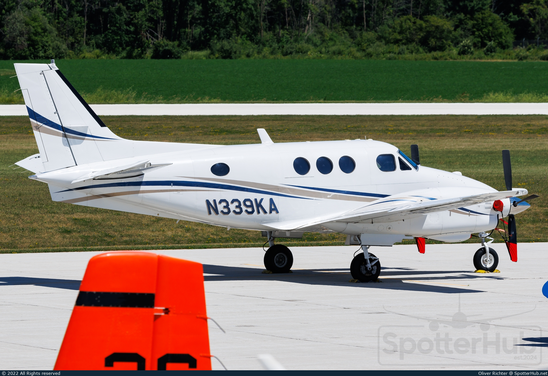 Photo of N339KA - Beechcraft E90 King Air operated by Private