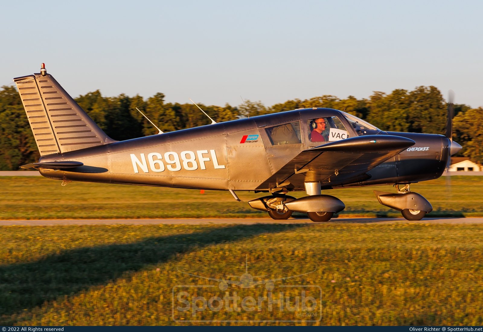Photo of N698FL - Piper PA-28-140 Cherokee operated by Night Fox Aircraft