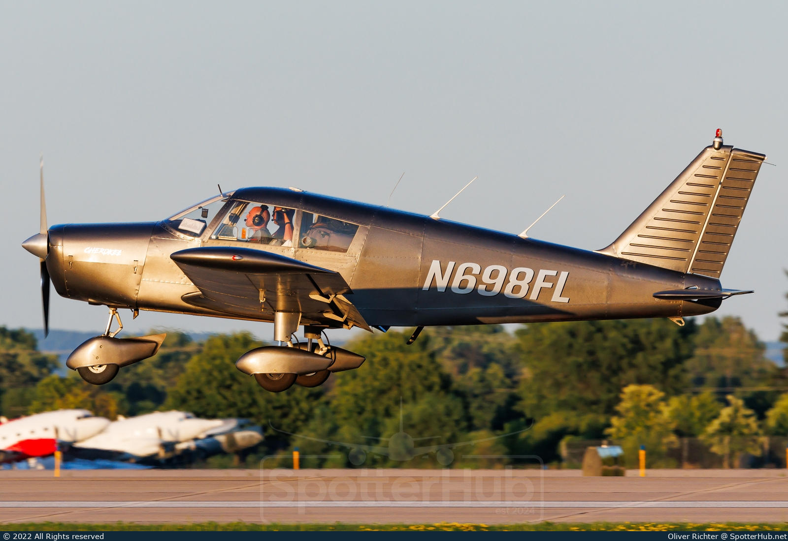 Photo of N698FL - Piper PA-28-140 Cherokee operated by Night Fox Aircraft