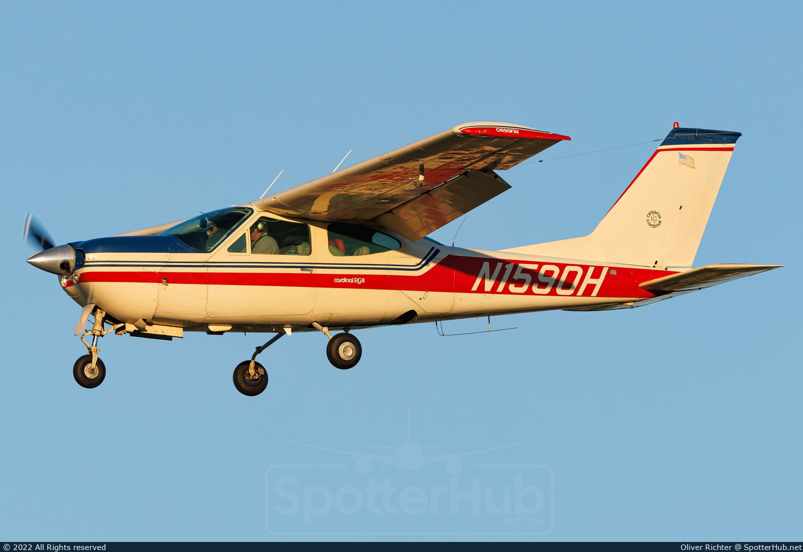 Photo of N1590H - Cessna 177RG Cardinal RG II operated by Private