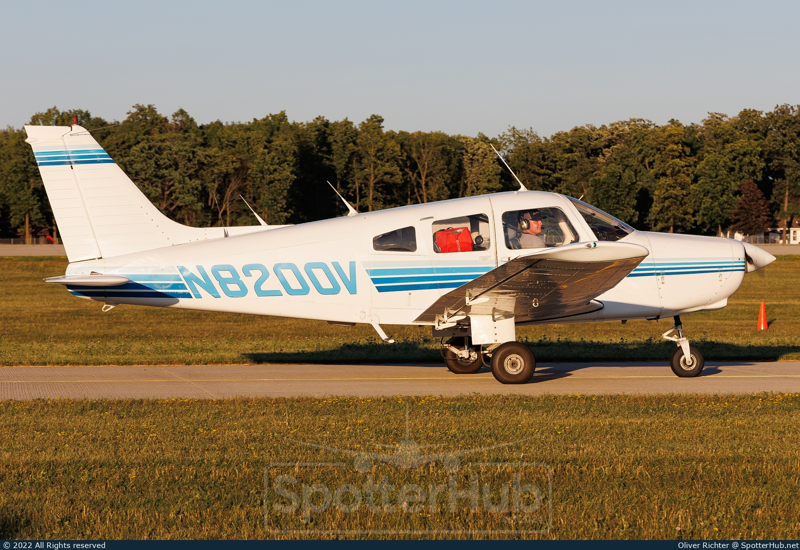 Photo of N8200V - Piper PA-28-161 Warrior II operated by Private