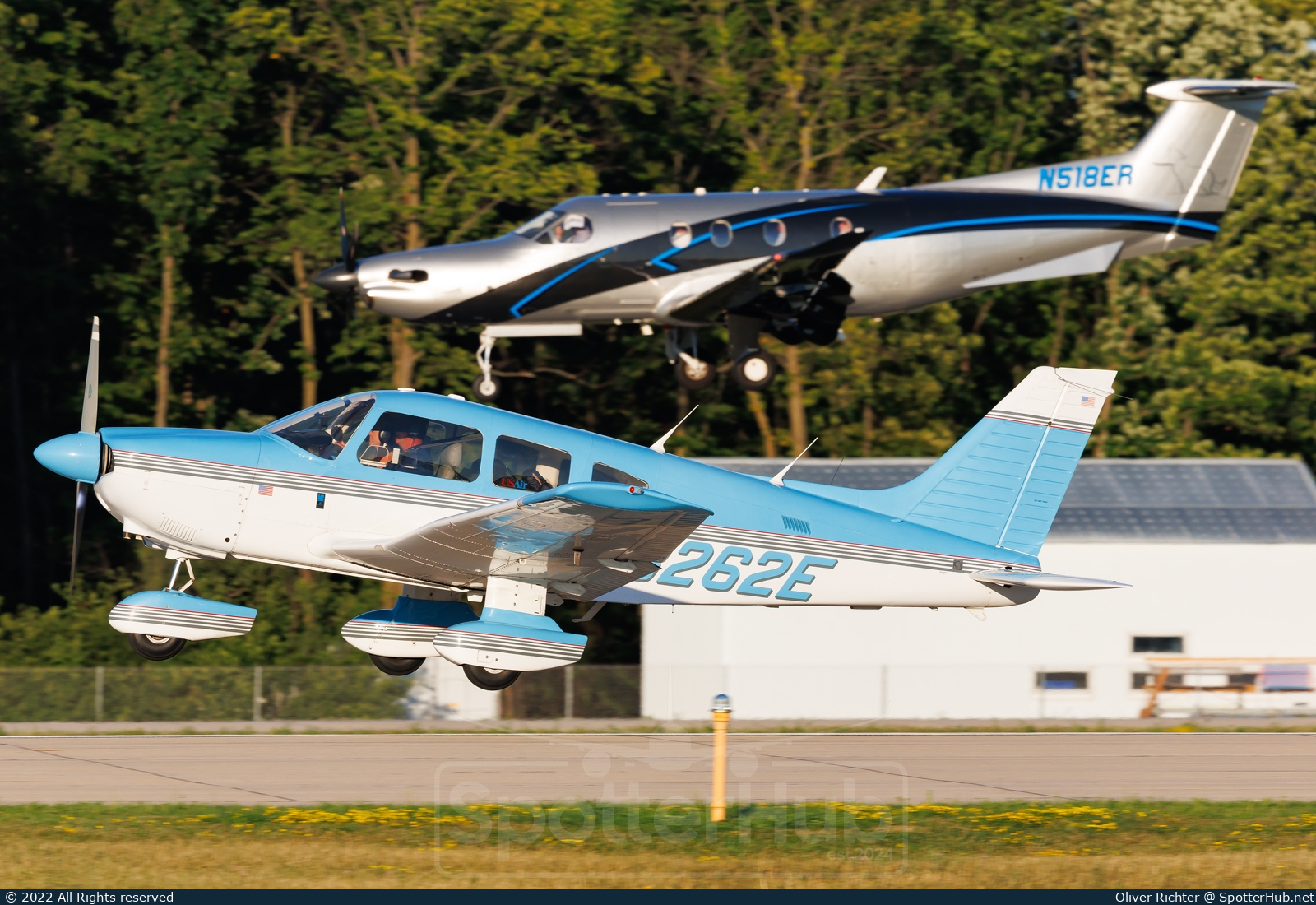 Photo of N8262E - Piper PA-28-181 Archer II operated by Private