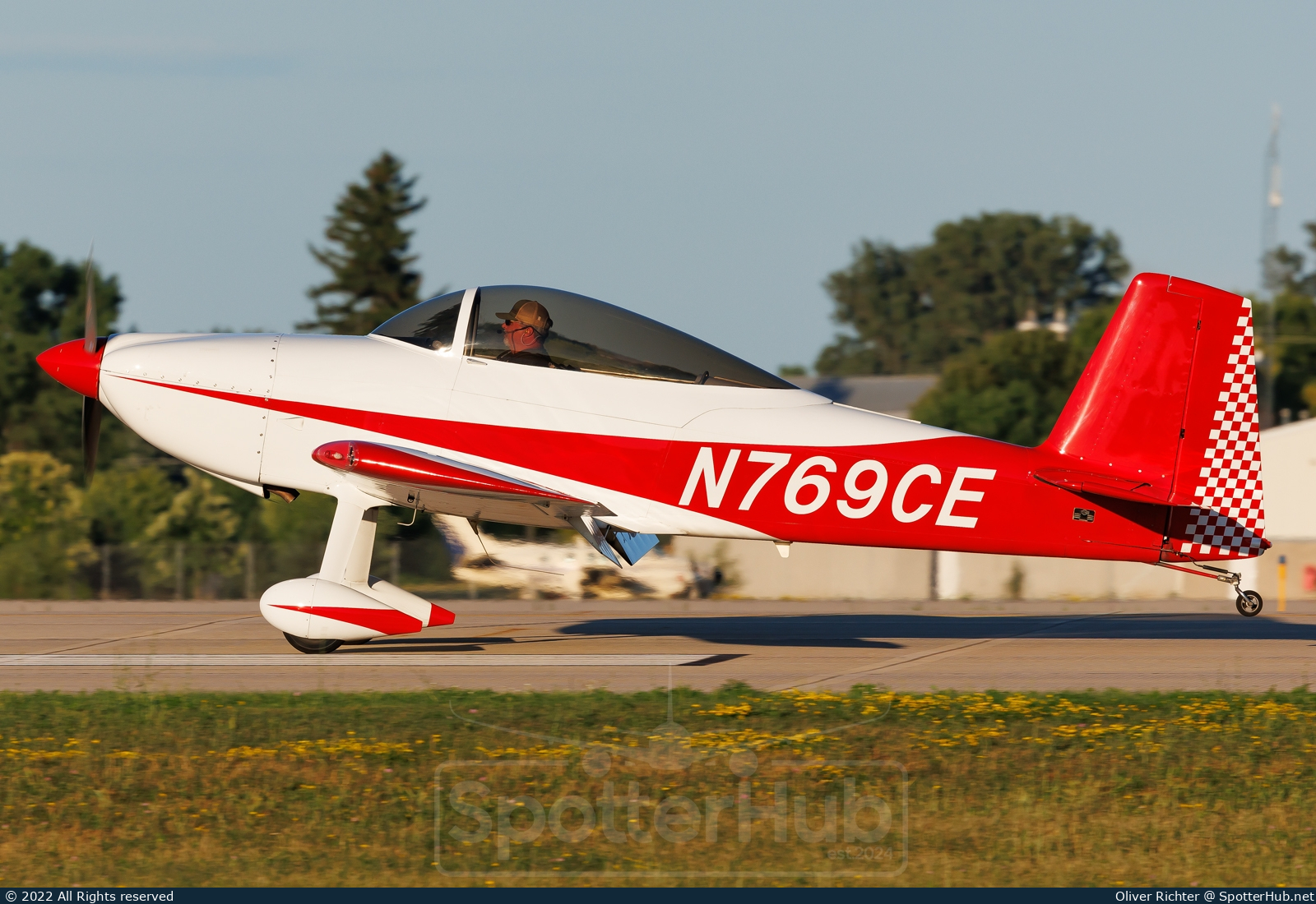 Photo of N769CE - Vans RV-8 operated by Private
