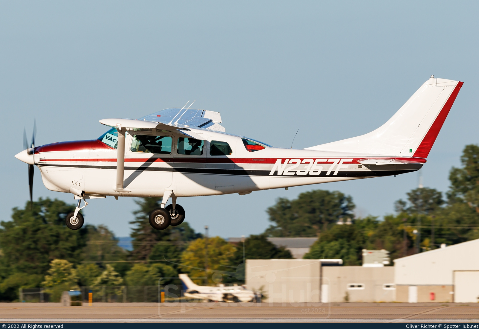 Photo of N2357F - Cessna 210E Centurion operated by Private