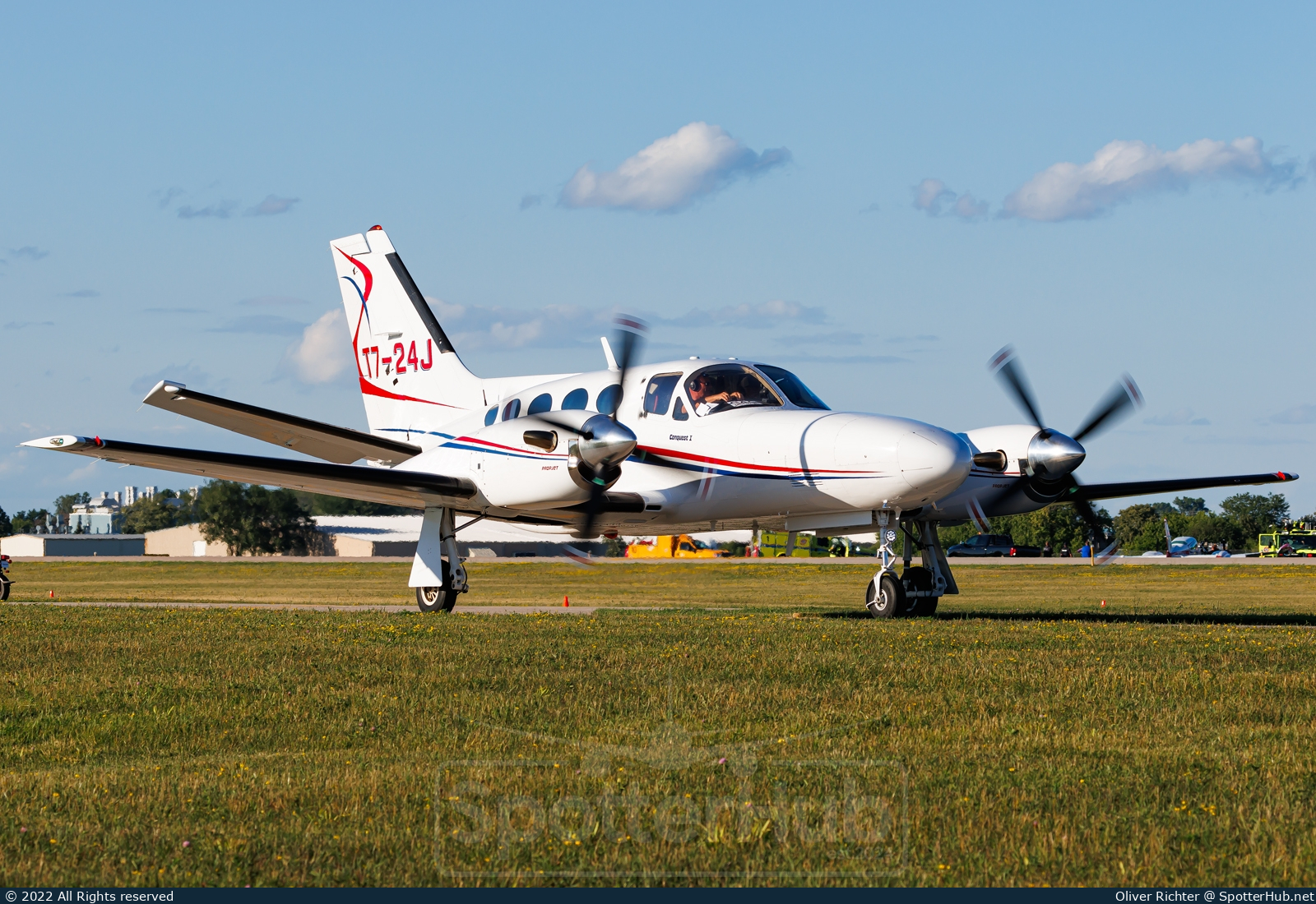 Photo of T7-24J - Cessna 425 Conquest I operated by Private