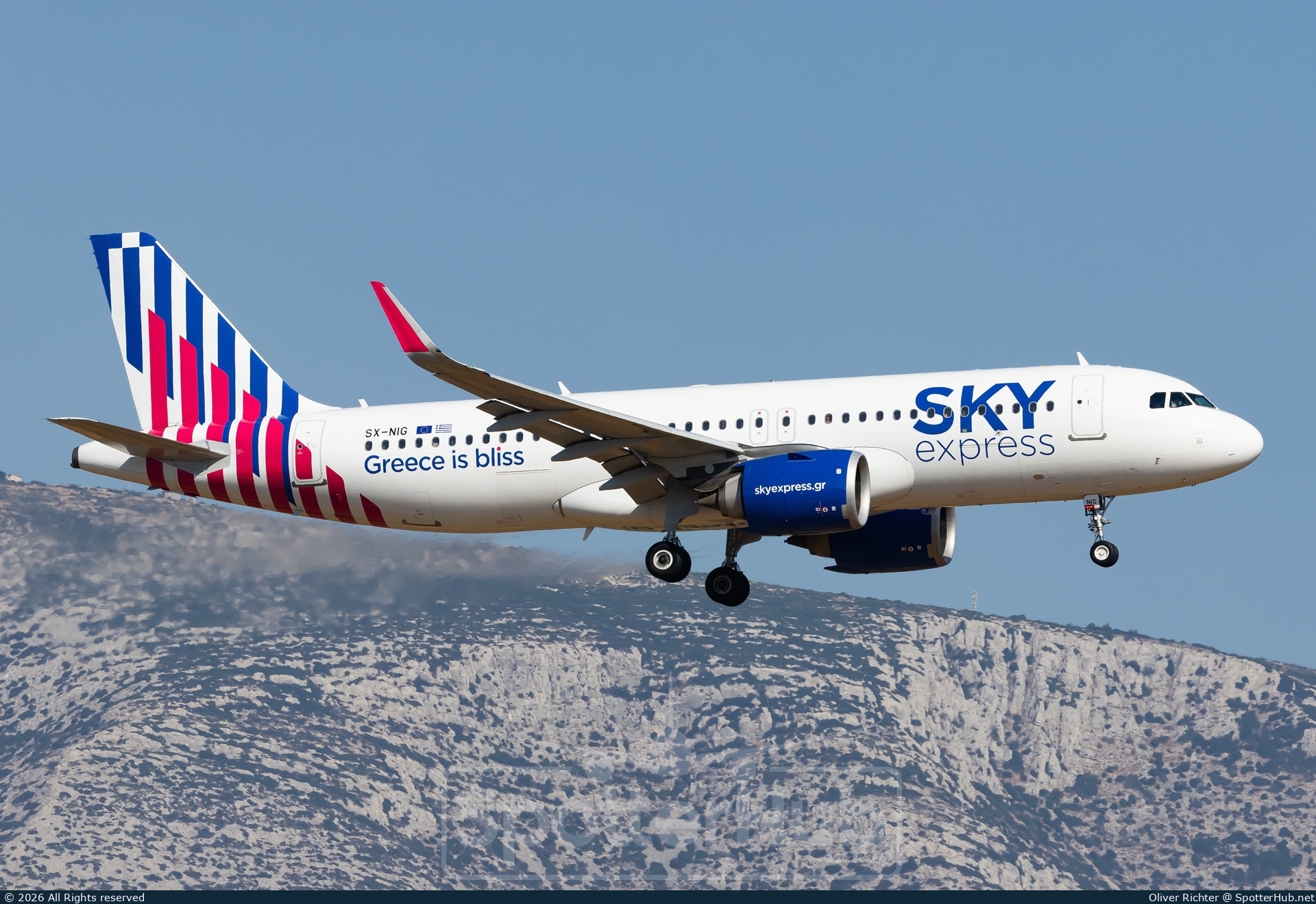 Photo of SX-NIG - Airbus A320-251N operated by Sky Express