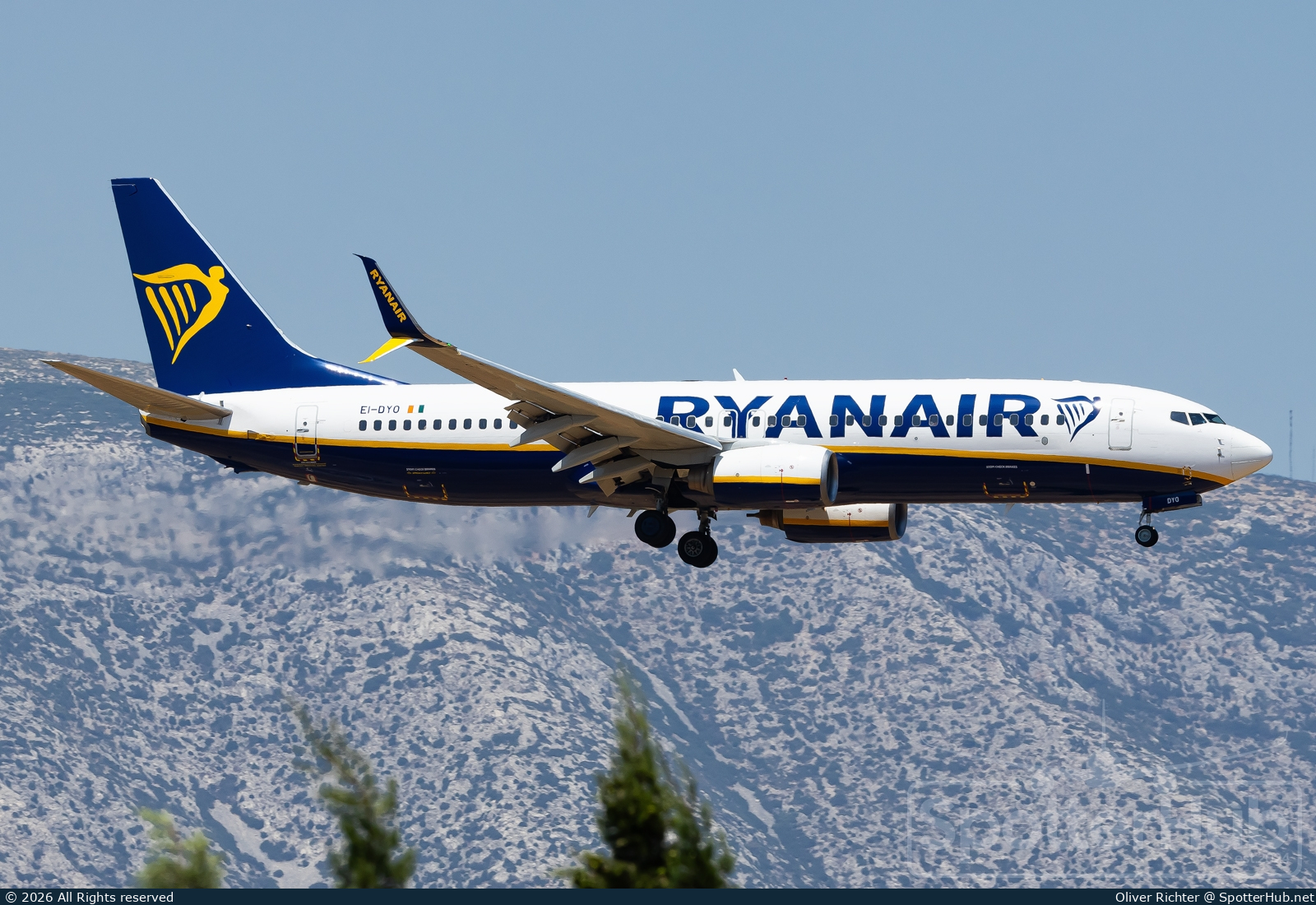 Photo of EI-DYO - Boeing 737-8AS operated by Ryanair