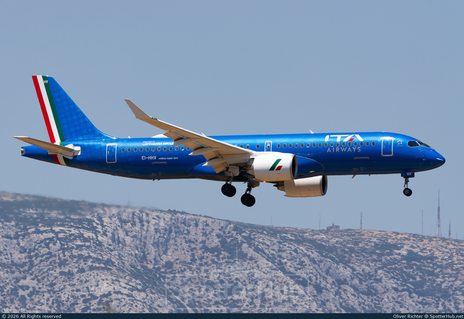 Photo of EI-HHV - Airbus A220-300 operated by ITA Airways