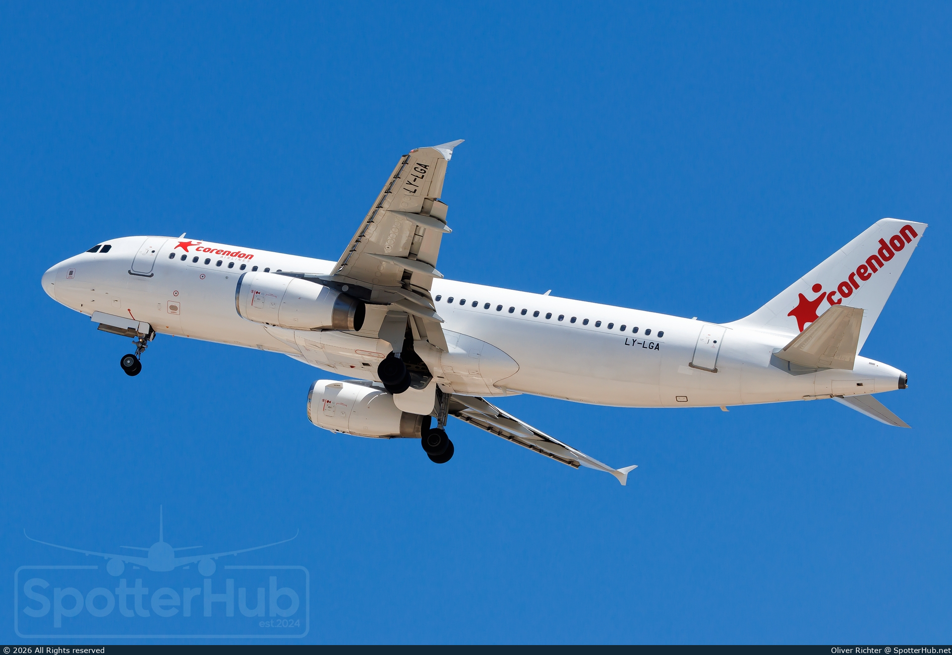 Photo of LY-LGA - Airbus A320-232 operated by Corendon Airlines (opb Global Aviation)