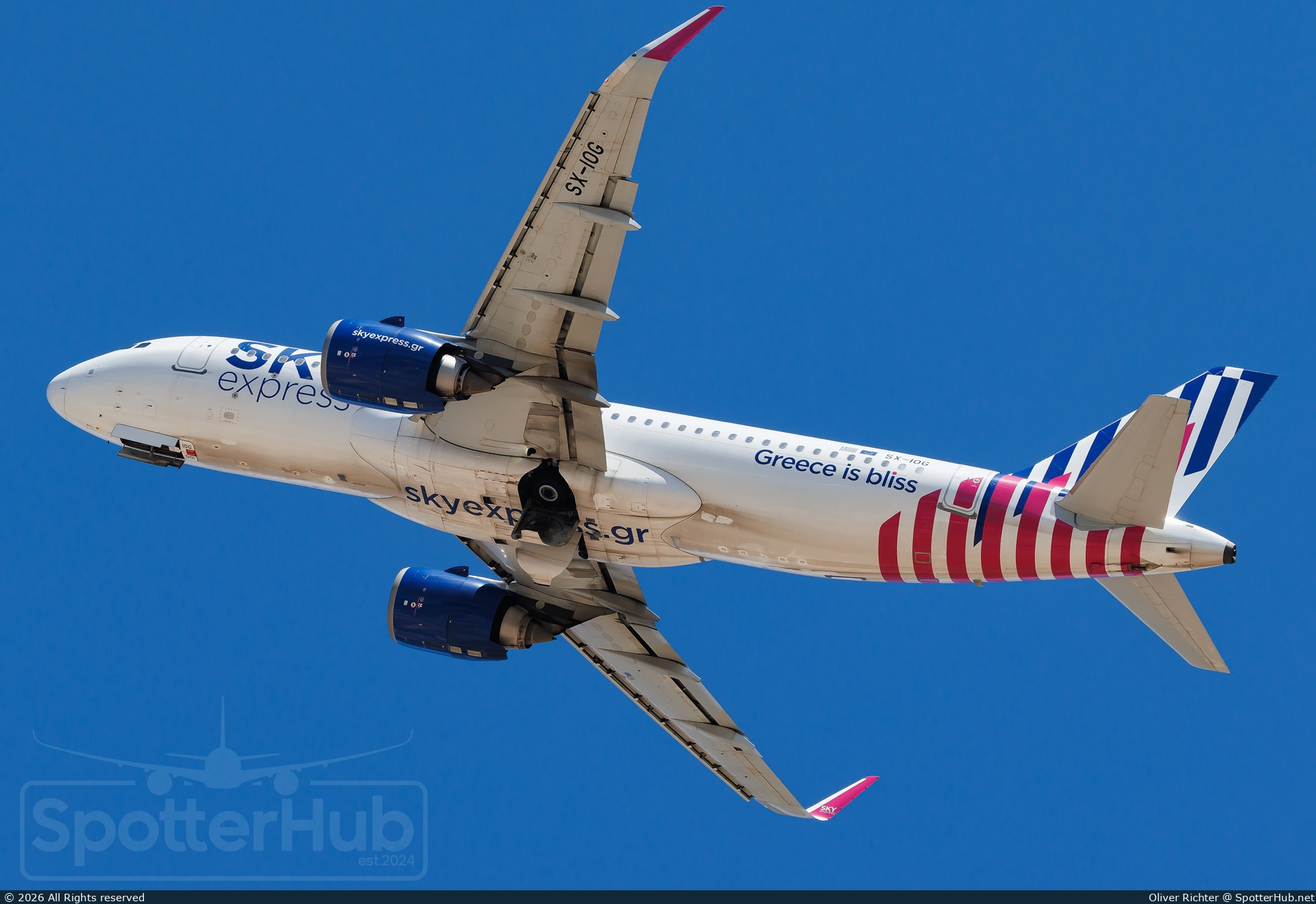 Photo of SX-IOG - Airbus A320-251N operated by Sky Express