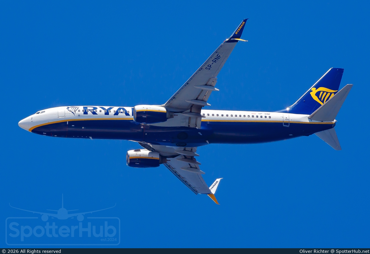 Photo of SP-RNF - Boeing 737-8AS operated by Ryanair (opb Buzz)
