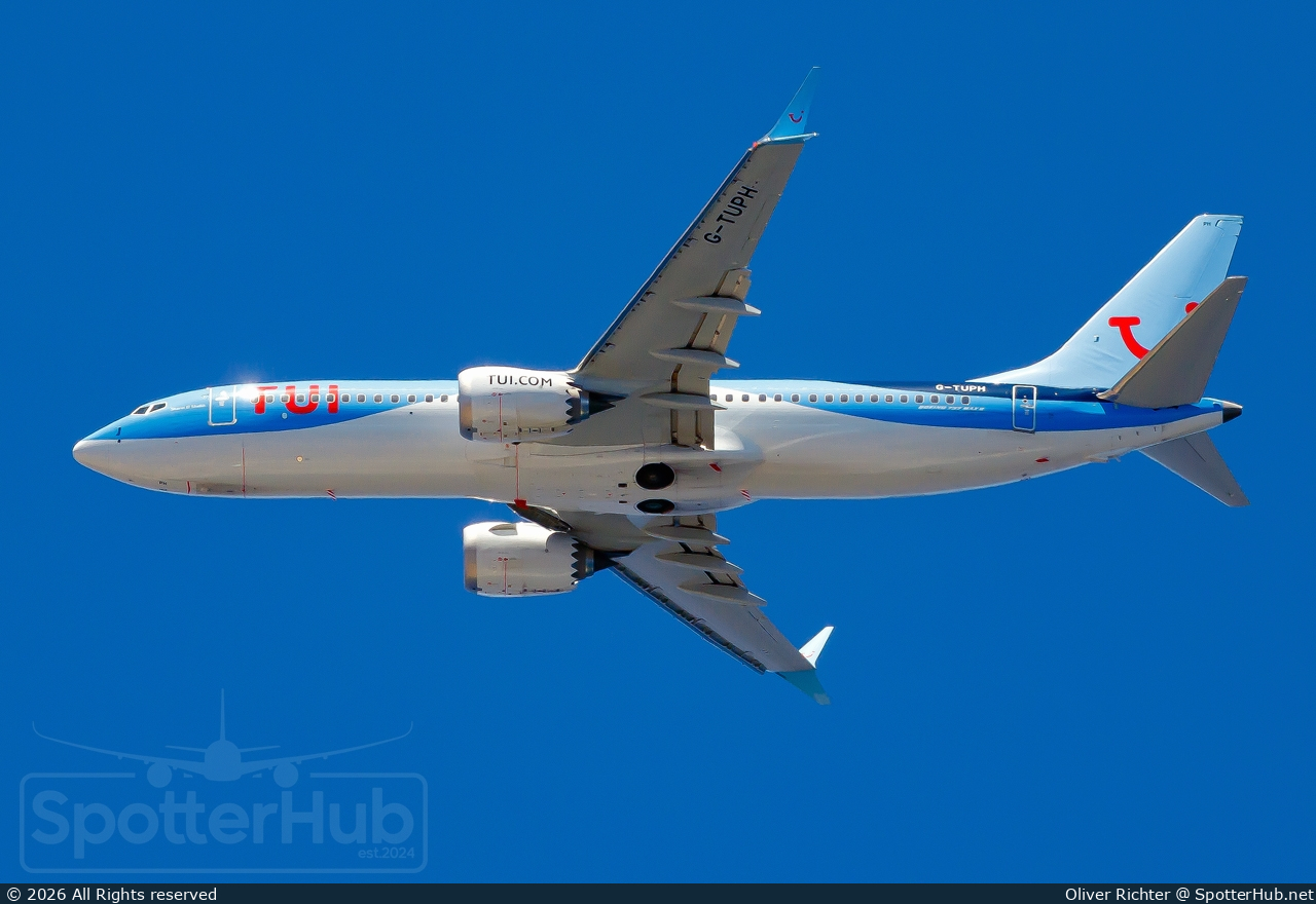 Photo of G-TUPH - Boeing 737 MAX 8 operated by TUI Airways