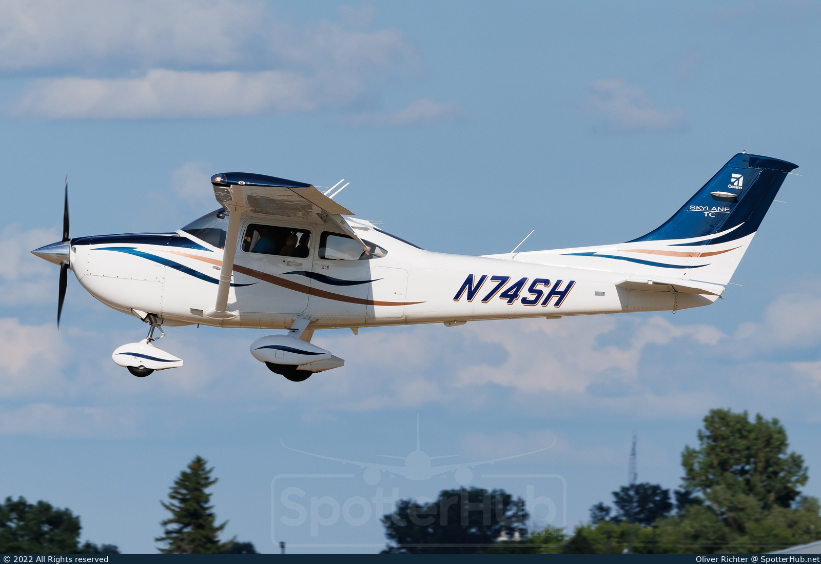 Photo of N74SH - Cessna T182T Turbo Skylane TC operated by Private