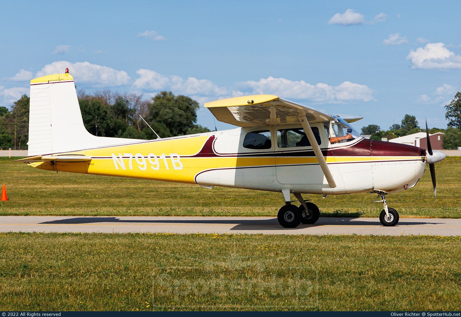 Photo of N7991B - Cessna 172 operated by Private