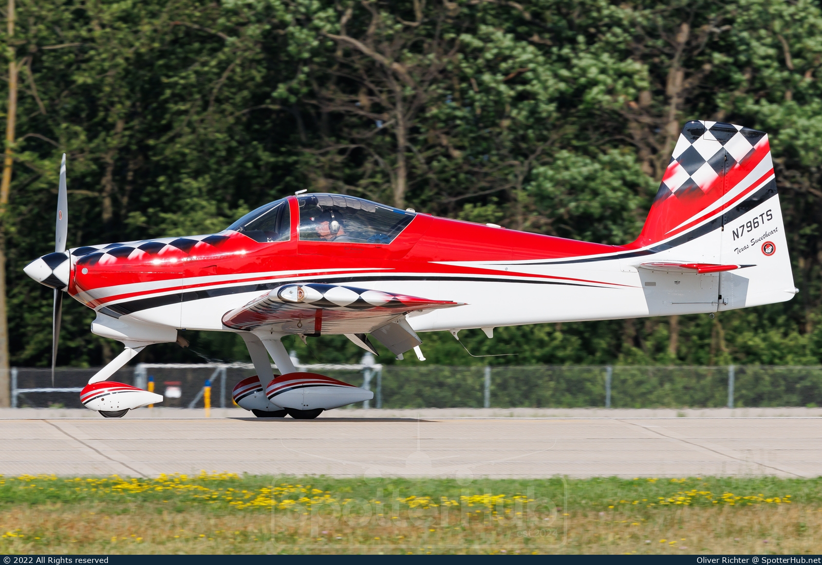 Photo of N796TS - Vans RV-7A operated by Bulldog Flight Formation Team